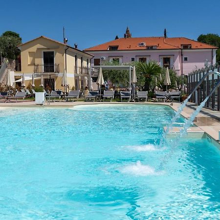 Residence Villa Il Casale - Appartamenti Wellness E Piscina Riscaldata 토보산지아코모 외부 사진