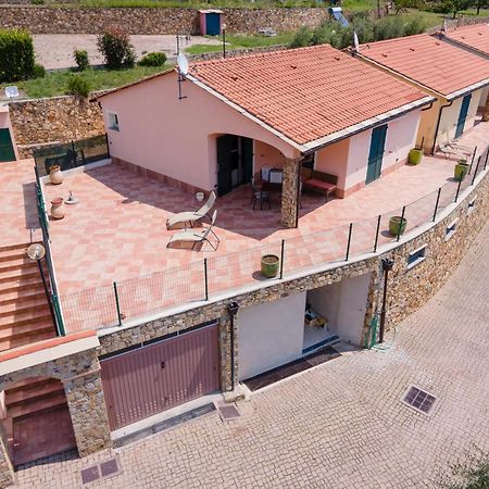 Residence Villa Il Casale - Appartamenti Wellness E Piscina Riscaldata 토보산지아코모 외부 사진