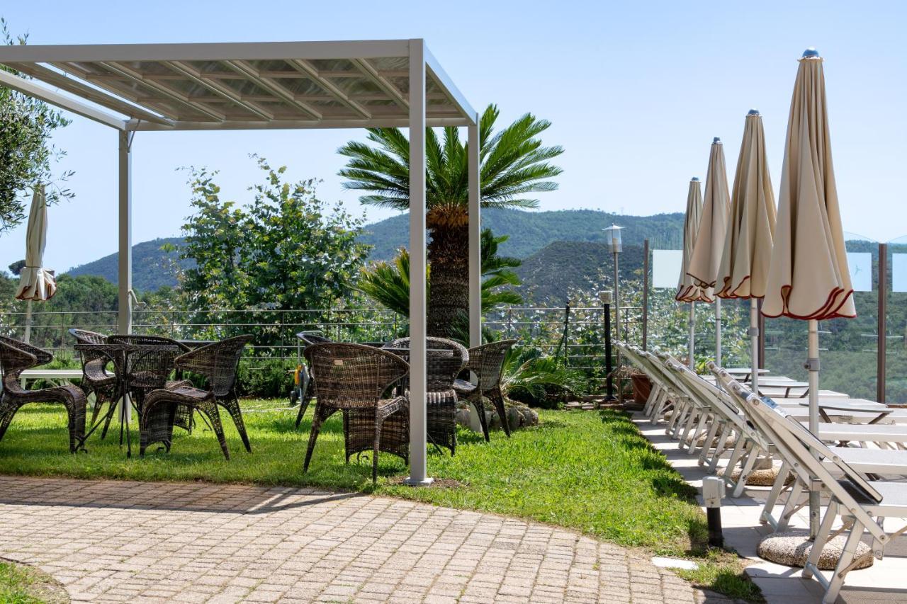 Residence Villa Il Casale - Appartamenti Wellness E Piscina Riscaldata 토보산지아코모 외부 사진
