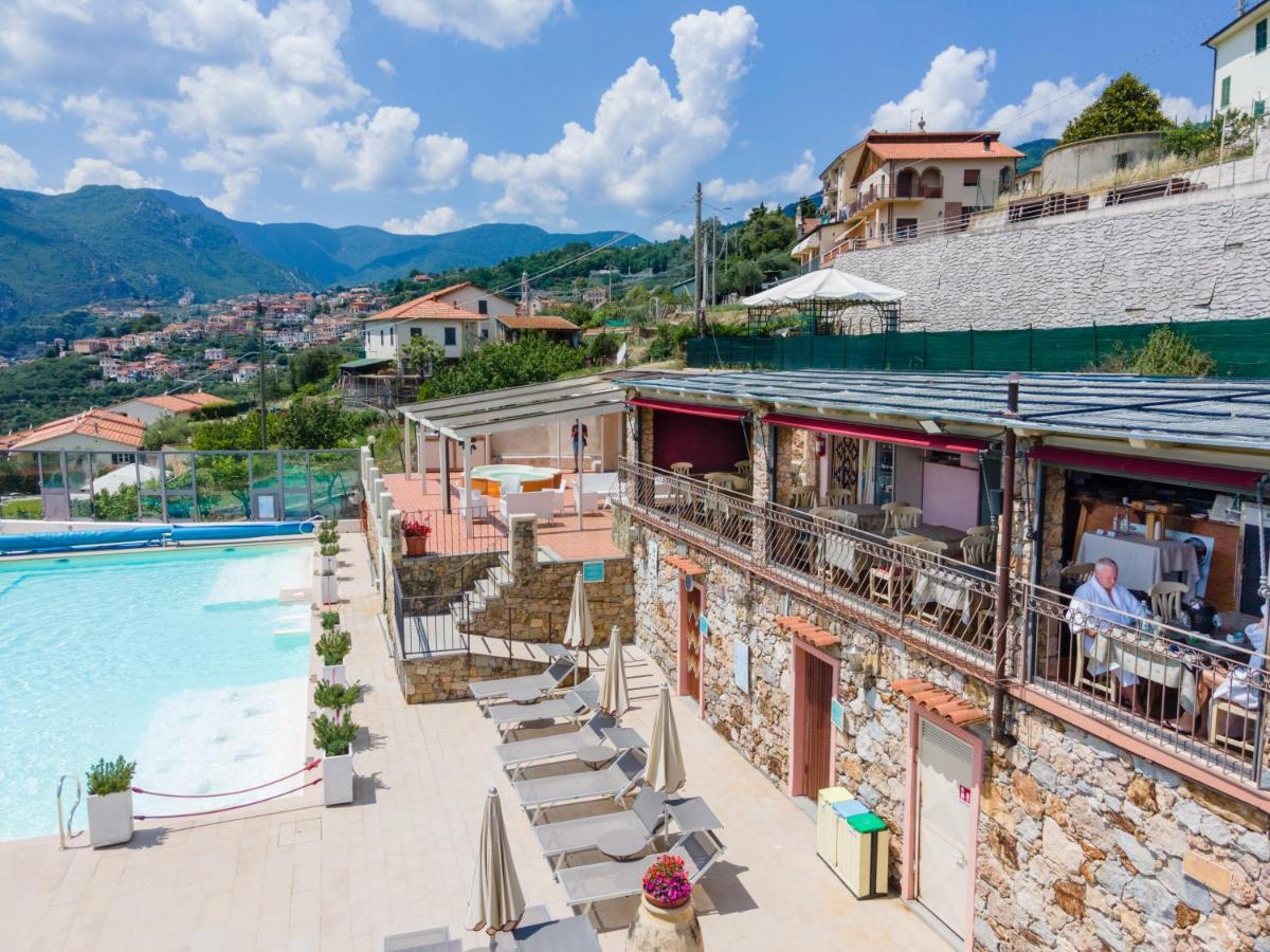 Residence Villa Il Casale - Appartamenti Wellness E Piscina Riscaldata 토보산지아코모 외부 사진