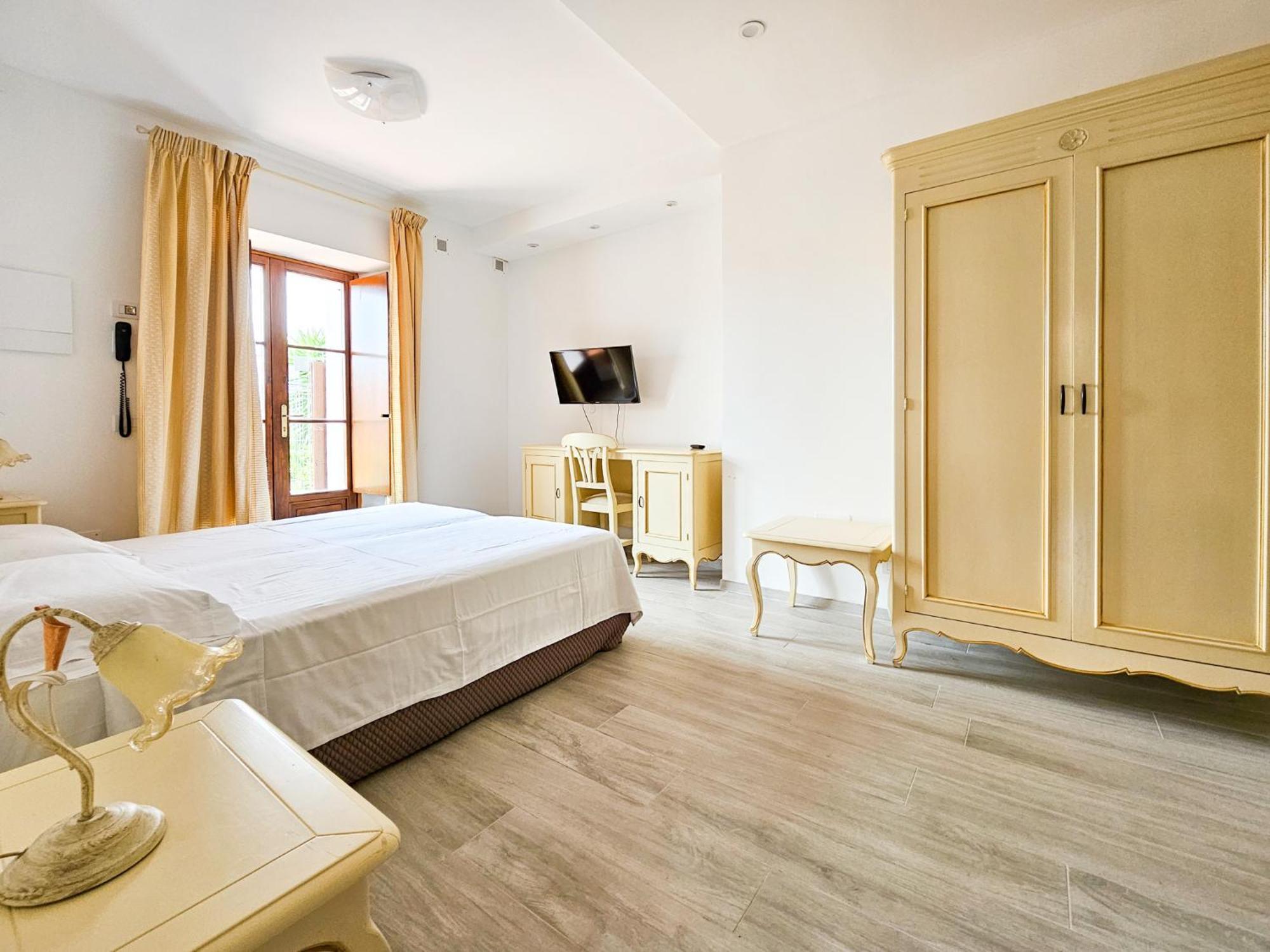 Residence Villa Il Casale - Appartamenti Wellness E Piscina Riscaldata 토보산지아코모 외부 사진