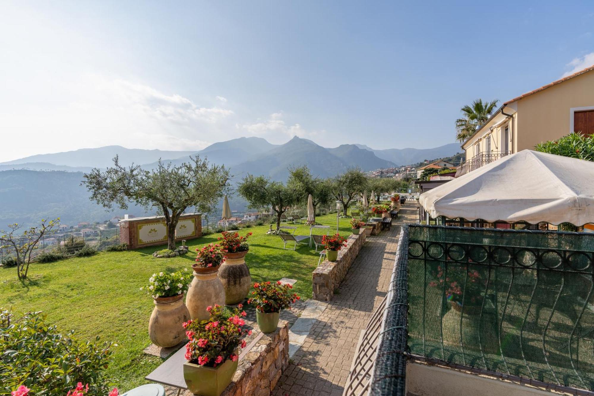 Residence Villa Il Casale - Appartamenti Wellness E Piscina Riscaldata 토보산지아코모 외부 사진