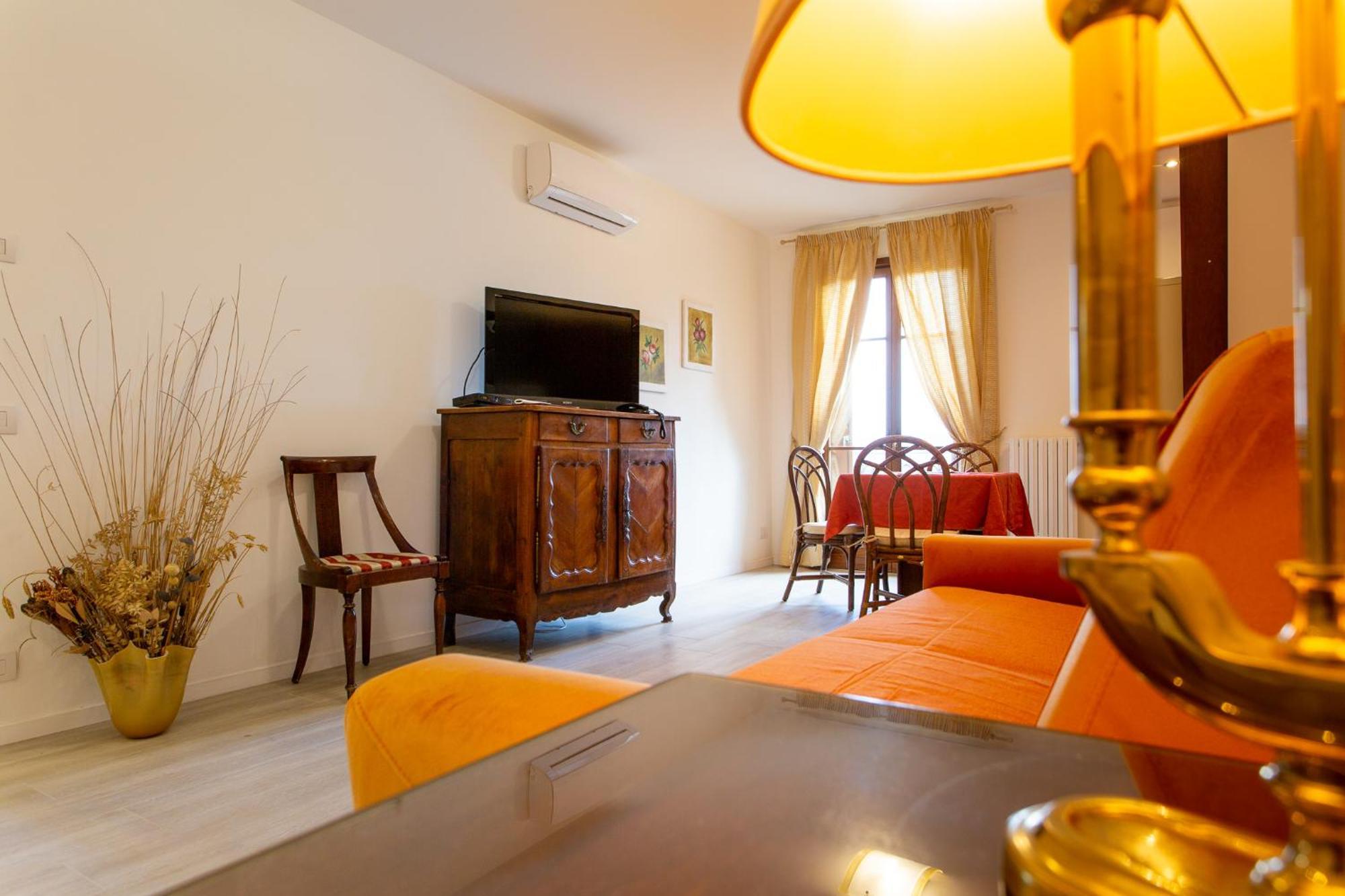 Residence Villa Il Casale - Appartamenti Wellness E Piscina Riscaldata 토보산지아코모 외부 사진
