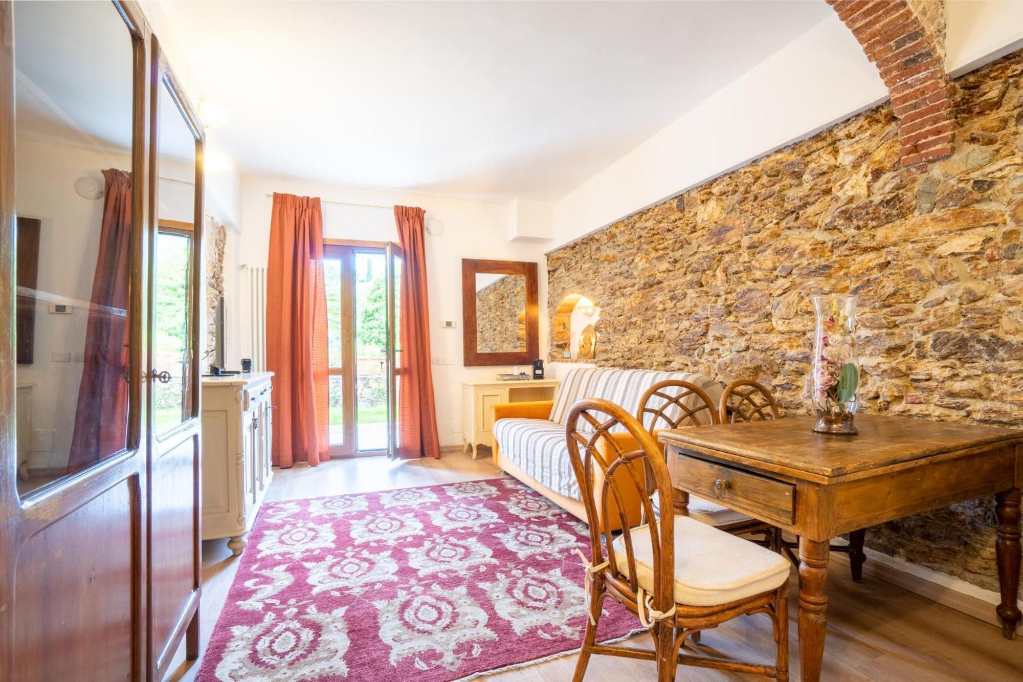 Residence Villa Il Casale - Appartamenti Wellness E Piscina Riscaldata 토보산지아코모 외부 사진
