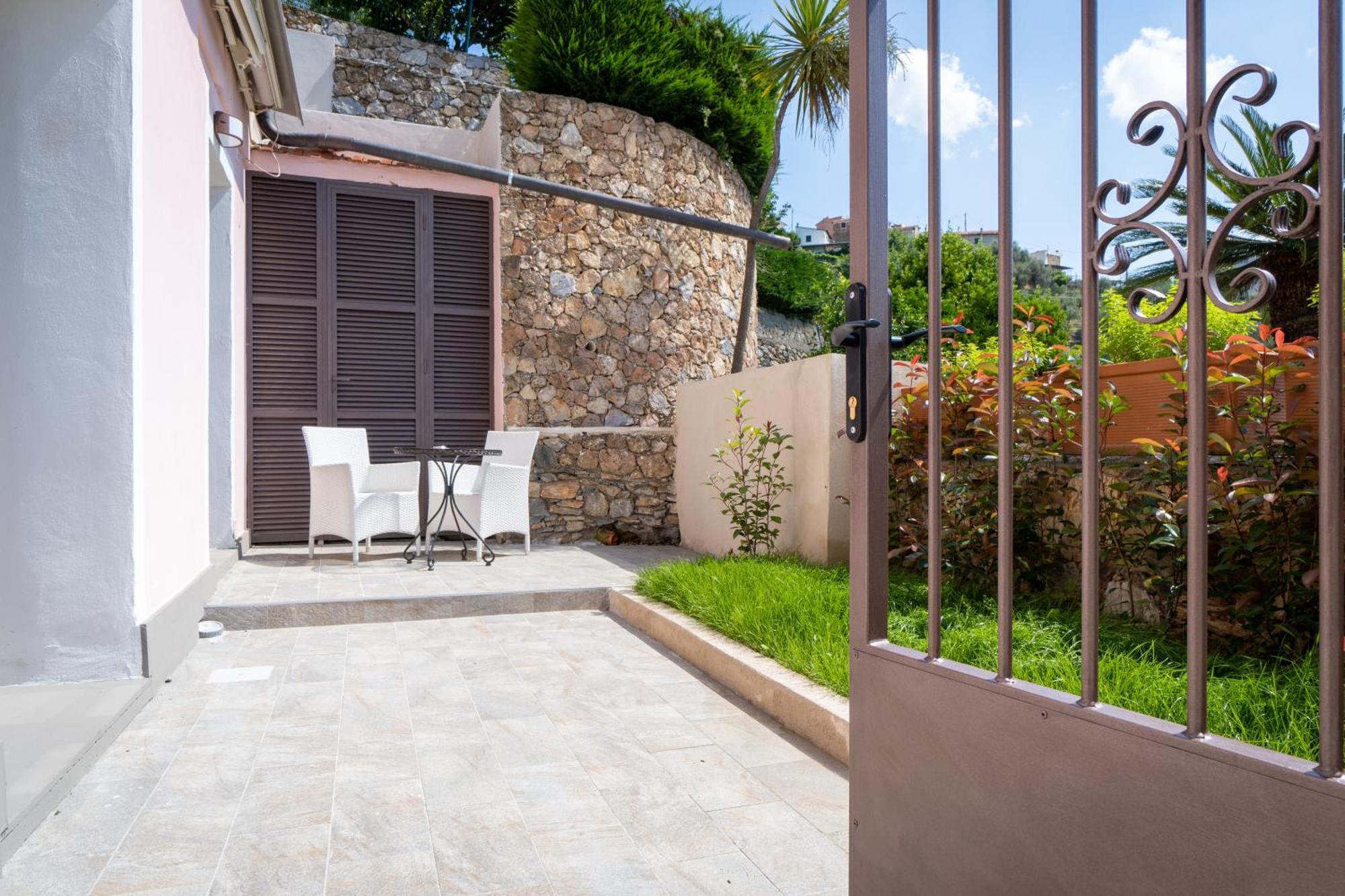 Residence Villa Il Casale - Appartamenti Wellness E Piscina Riscaldata 토보산지아코모 외부 사진