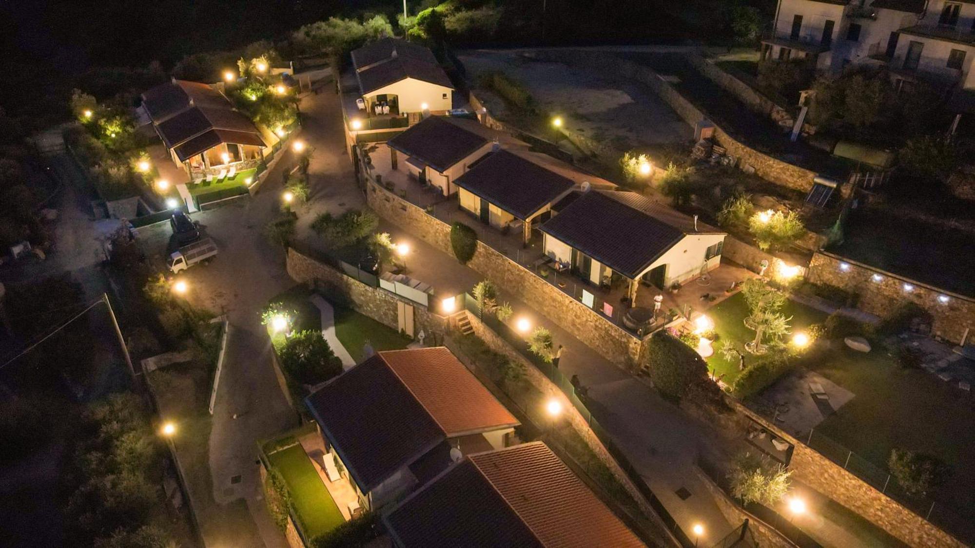 Residence Villa Il Casale - Appartamenti Wellness E Piscina Riscaldata 토보산지아코모 외부 사진